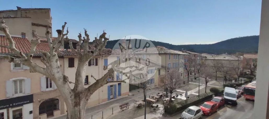 A louer APPARTEMENT T3 73 M2  SAINT ZACHARIE