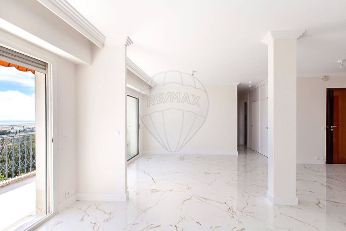 A louer APPARTEMENT DE PRESTIGE T4 103 M2 TERRASSE VUE MER NICE