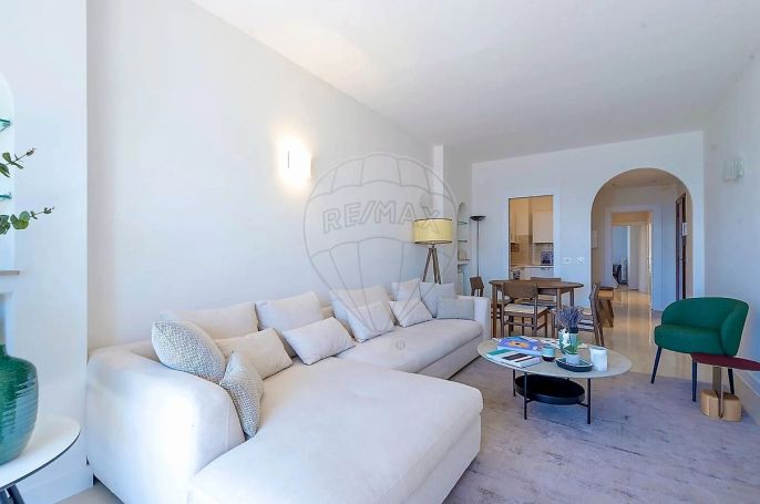 A louer APPARTEMENT DE PRESTIGE T3 65 M2 TERRASSE VUE MER NICE