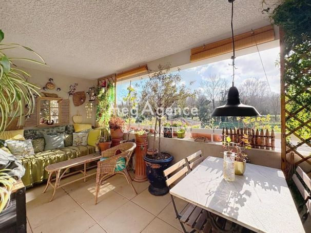 A louer APPARTEMENT T3 67 M2 TERRASSE BORD DE MER COGOLIN