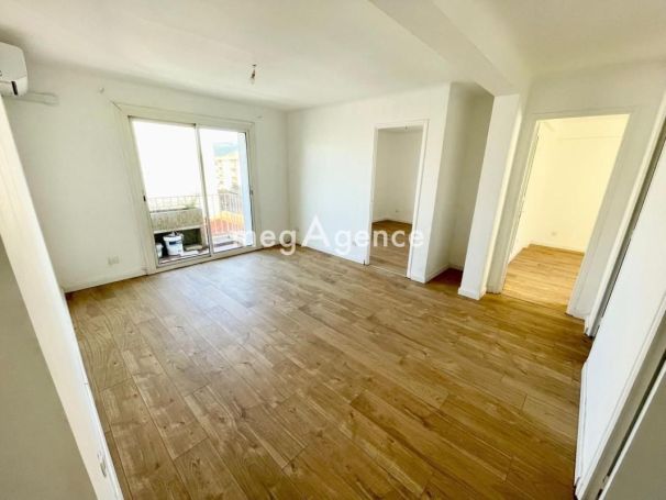 A louer APPARTEMENT NEUF T3 53 M2 BORD DE MER TOULON
