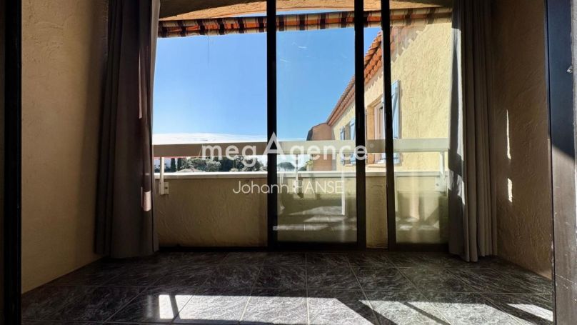 A louer APPARTEMENT T2 46 M2 VUE MER LA CROIX VALMER