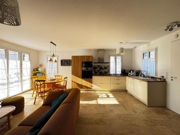 A louer MAISON  CONTEMPORAINE BORD DE MER SAINT TROJAN LES BAINS