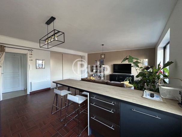 A louer APPARTEMENT T4 86 M2  CARVIN