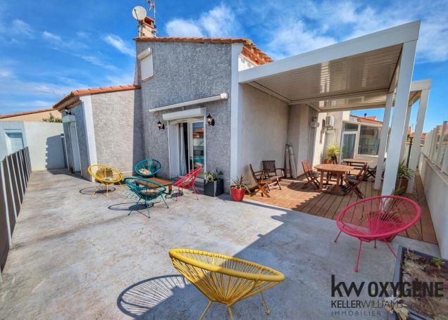 A louer MAISON  6 PIECES 150 M2 BORD DE MER SAINT LAURENT DE LA SALANQUE