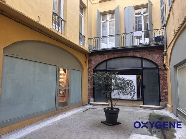 A louer APPARTEMENT T5 122 M2  PERPIGNAN