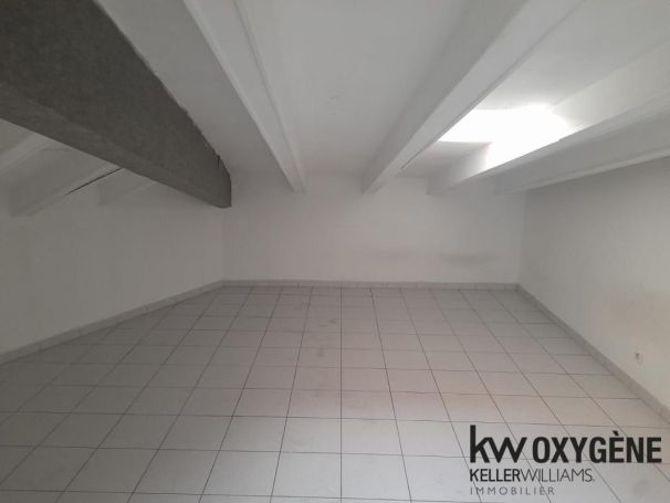 A vendre LOFT  70 M2 TERRASSE  PERPIGNAN