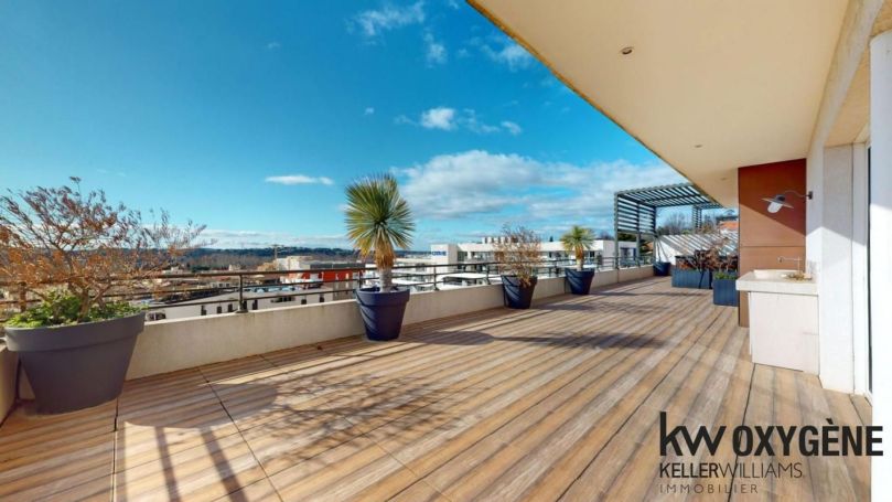 A louer APPARTEMENT DE PRESTIGE T4 144 M2 TERRASSE  BEZIERS