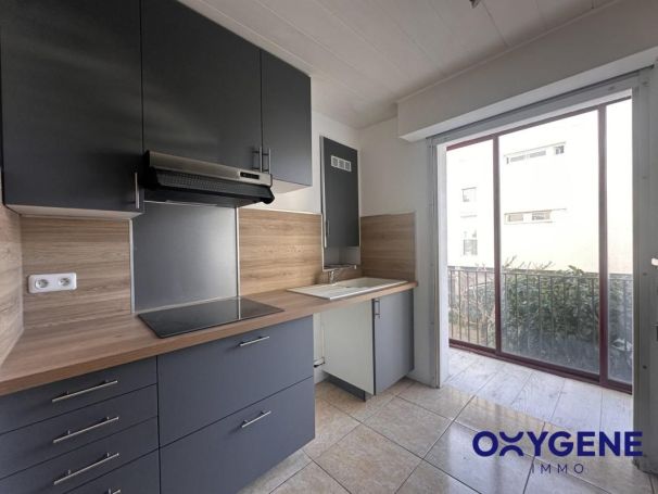 A louer APPARTEMENT T4 78 M2  PERPIGNAN