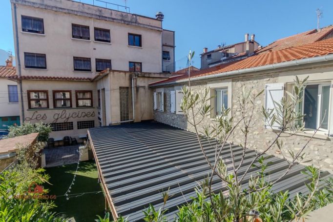 A louer APPARTEMENT T3 81 M2 TERRASSE  PRADES