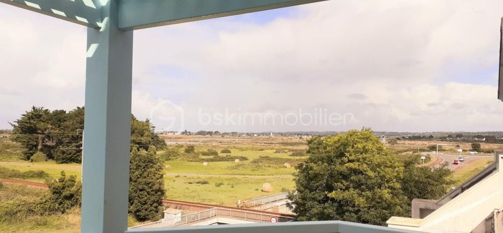 A louer APPARTEMENT T2 45 M2 TERRASSE BORD DE MER GUERANDE