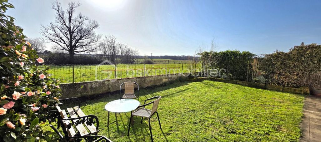 A louer MAISON  DE MAîTRE  ABZAC