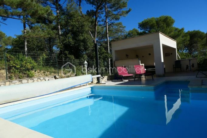 A louer MAISON  5 PIECES 107 M2  SAINT GENIES DE MALGOIRES