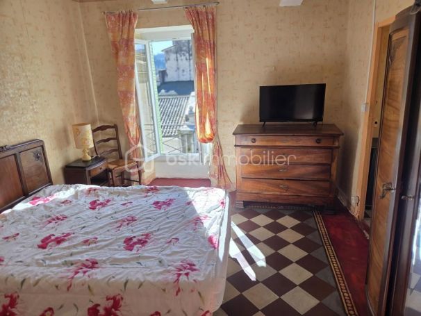 A louer APPARTEMENT T3 66 M2  LE VIGAN