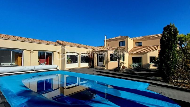 A louer MAISON  CONTEMPORAINE BORD DE MER CHATEAU D OLONNE