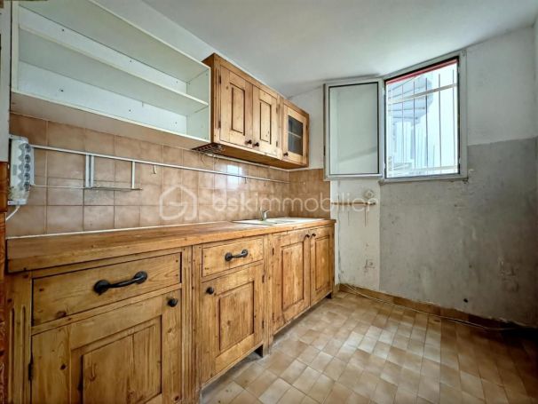 A louer APPARTEMENT T2 47 M2  NIMES