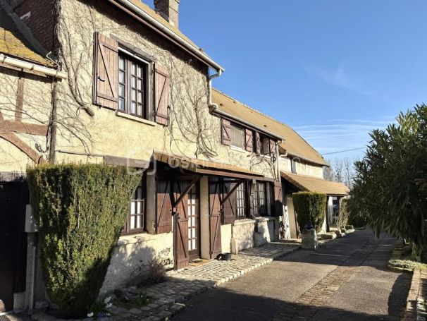 A vendre LONGèRE  5 PIECES 124 M2  TOURVILLE LA RIVIERE