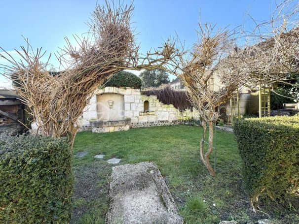 A vendre LONGèRE  5 PIECES 124 M2  TOURVILLE LA RIVIERE