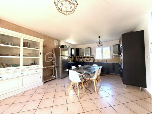 A louer MAISON  5 PIECES 120 M2  GRABELS