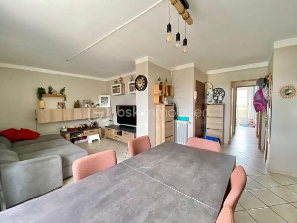 A louer APPARTEMENT T4 65 M2 BORD DE MER TOULON