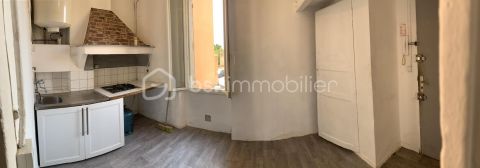 A louer APPARTEMENT T2 32 M2 BORD DE MER TOULON