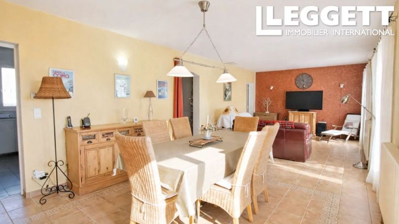 A louer MAISON  5 PIECES 127 M2  SAINT ANDRE DE SANGONIS