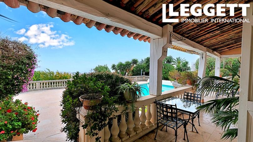 A vendre MAISON  7 PIECES 345 M2 VUE MER VALLAURIS