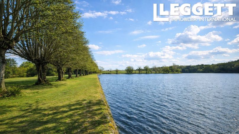 A vendre TERRAIN 190 000 M2  FALAISE