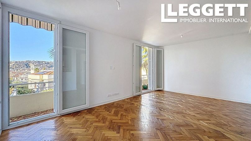 A louer APPARTEMENT T4 100 M2 BORD DE MER NICE