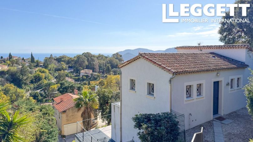 A vendre MAISON  4 PIECES 103 M2 VUE MER MANDELIEU LA NAPOULE