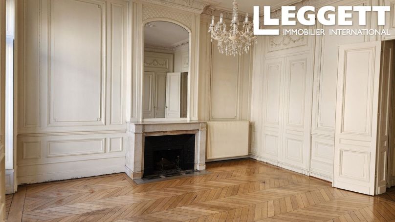 A louer APPARTEMENT T4 148 M2  BORDEAUX