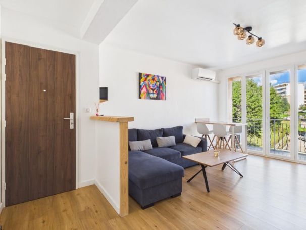 A louer APPARTEMENT NEUF T2 33 M2 TERRASSE BORD DE MER AJACCIO