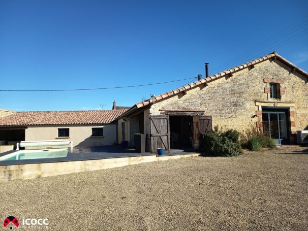 A louer MAISON  CONTEMPORAINE  SAINT ETIENNE DE BRILLOUET