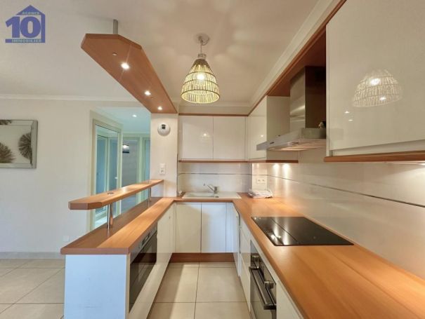 A louer APPARTEMENT T3 68 M2 BORD DE MER VALRAS PLAGE