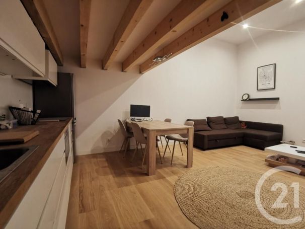 A louer APPARTEMENT T2 52 M2  MONTPELLIER