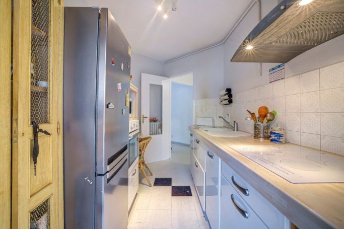 A louer APPARTEMENT T2 51 M2 TERRASSE BORD DE MER NICE