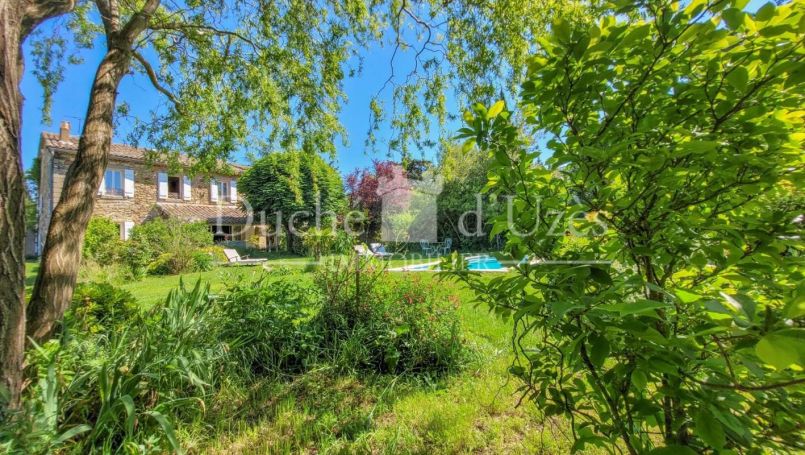 A louer MAISON  DE MAîTRE  UZES