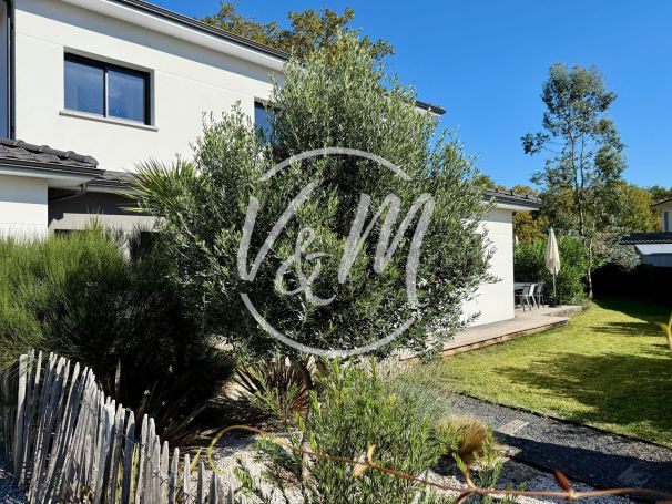 A vendre BELLE MAISON Contemporaine 7 PIECES 158 m&sup2; Audenge