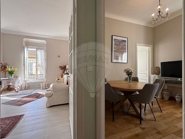 A louer APPARTEMENT T4 93 M2 TERRASSE BORD DE MER NICE