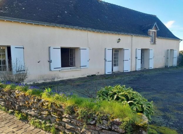 A louer LONGèRE  6 PIECES 111 M2  ROUGE