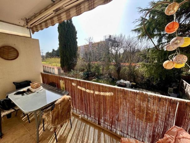 A louer APPARTEMENT T2 40 M2 TERRASSE BORD DE MER FREJUS