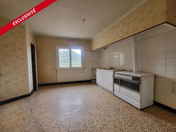 A louer APPARTEMENT T5 103 M2  SAINT BRES