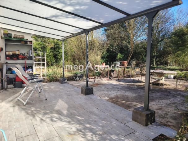 A louer LONGèRE  9 PIECES 228 M2  PERNOIS