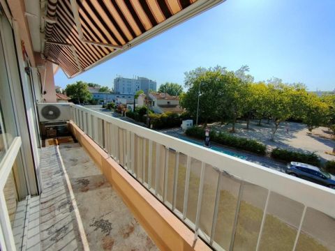 A louer APPARTEMENT T3 67 M2 BORD DE MER FREJUS
