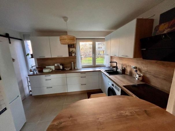 A louer APPARTEMENT T3 67 M2 BORD DE MER FREJUS