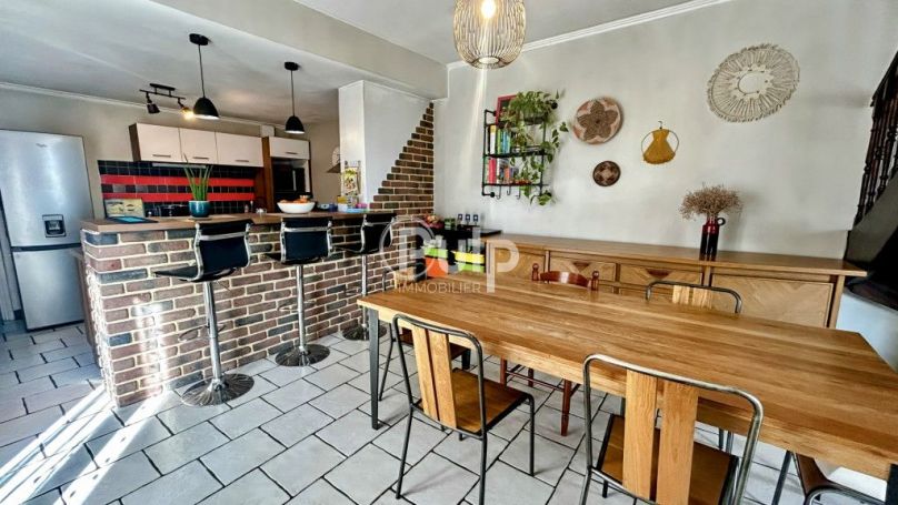 A louer MAISON CONTEMPORAINE DOURGES