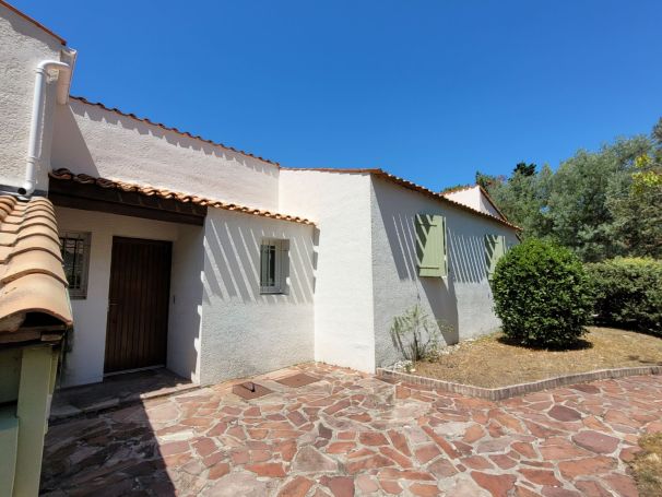 A louer MAISON  10 PIECES 200 M2 BORD DE MER LA PALMYRE