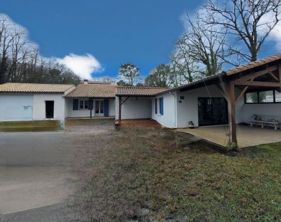 A vendre MAISON  5 PIECES 111 M2 BORD DE MER LES MATHES