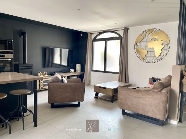 A vendre MAISON 5 PIECES 125 M2 BORD DE MER SAINT GILLES CROIX DE VIE