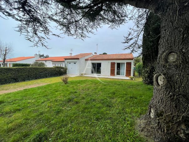 A vendre MAISON  4 PIECES 60 M2 BORD DE MER SAINT VINCENT SUR JARD